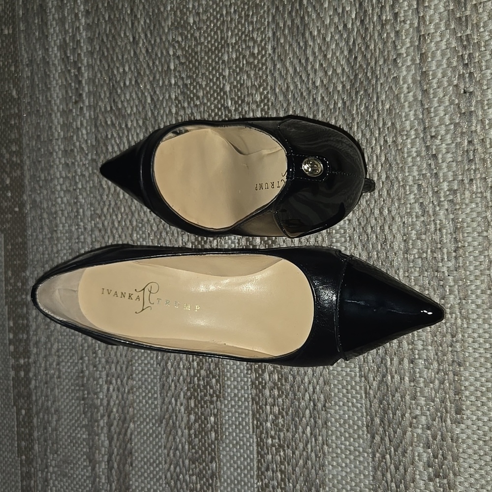Ivanka Trump Black Ivee heel